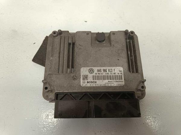 BOITIER MOTEUR VW/AUDI/SEAT/SKODA - Vue 1